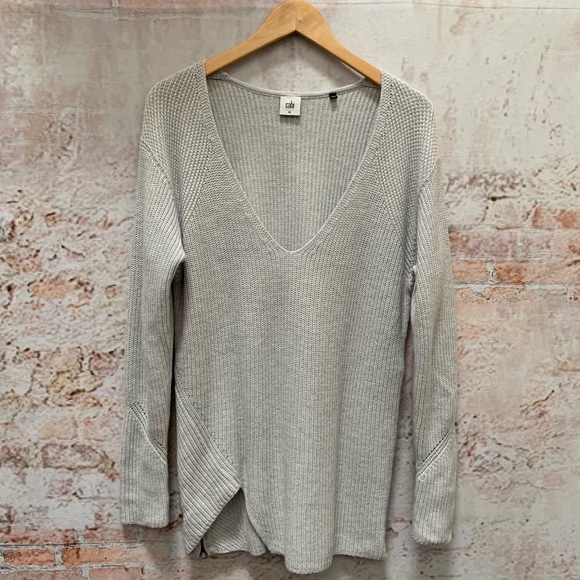 CAbi Deep V-Neck Side Zip Pullover Sweater